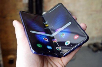 Galaxy Z Fold 2’ye Gelen Rusya Hükümetine Ait Uygulamalar Korkuttu