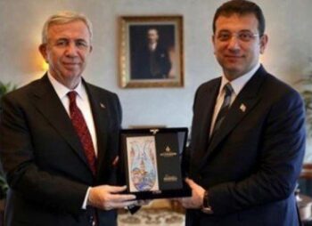 Mansur Yavaş, heyecanının kurbanı oldu! A Milli Takım paylaşımı sosyal medyada gündem oldu