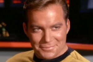 Star Trek’in Kaptan Kirk’ü William Shatner’in uzay yolculuğu ertelendi