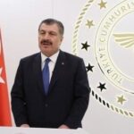 Bakan Koca: Aşı yaptırmamış gençlerin hastalarımız içindeki oranı arttı