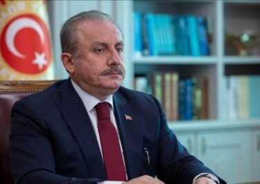 TBMM Başkanı Şentop: Şirazi, bütünlükçü hakim idealini ortaya koyan çok önemli bir örnek şahsiyettir
