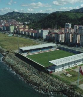 Trabzon’da denize sıfır stat