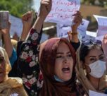 Dünya onlar için giderek daralıyor! Taliban bir yasağın daha sinyalini verdi
