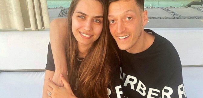Mesut Özil: Fenerbahçe’de doğum günümü kutlamak…