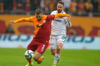 Galatasaray’da Alpaslan Öztürk’ten Fatih Terim’e teşekkür!