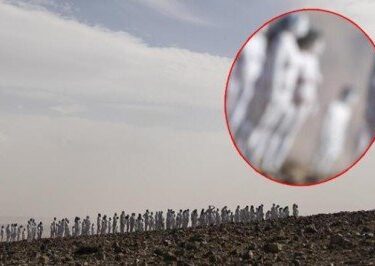 Akılalmaz görüntü… Yüzlercesi çırılçıplak poz verdi!