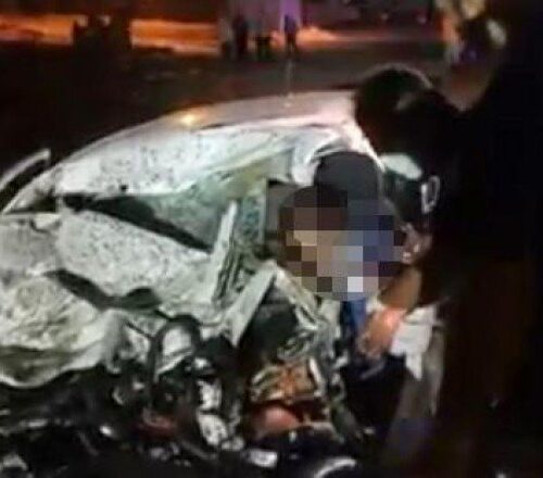 Feci kaza! Otomobil kullanılamaz hale geldi