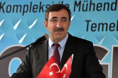 TBMM Plan ve Bütçe Komisyonu Başkanı Yılmaz: ‘Aşı temininde sorun yaşamayan nadir ülkelerden biriyiz’