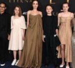 Angelina Jolie çocuklarıyla galada!