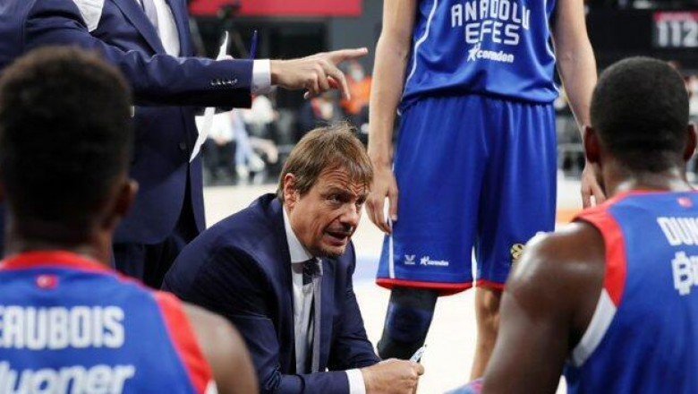 Anadolu Efes, Euroleague’de ilk galibiyet peşinde