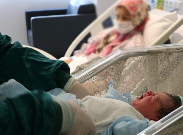 Ankara Şehir Hastanesi’nde tedavi gören 33 hamileden 32’si aşısız