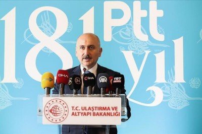 Bakan Karaismailoğlu: PTT her anda milletimizin yanında oldu