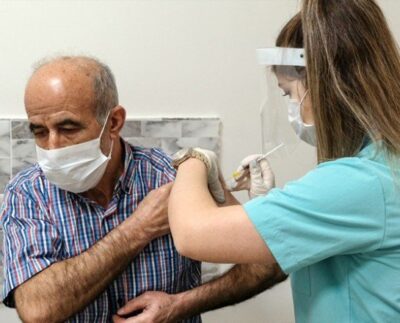 Bilim Kurulu üyesi Prof. Şener’den “Koronavirüs aşısı zorunlu olsun” önerisi