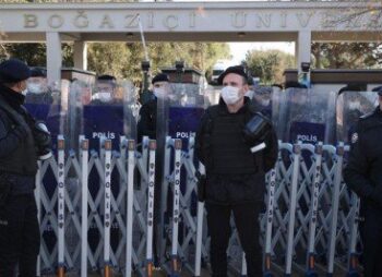 Boğaziçi Üniversitesi’nde izinsiz gösteri: 45 gözaltı