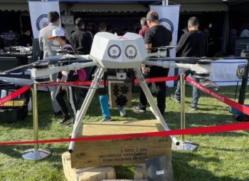 Dünyanın ilk lazer silahlı dronu Erene festivalde büyük ilgi