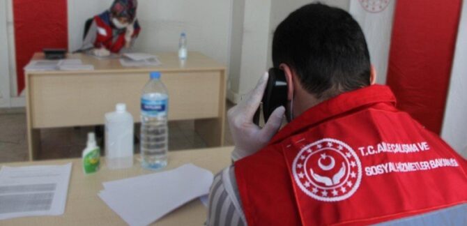 Pandemide yakınlarını kaybedenlere psikososyal destek