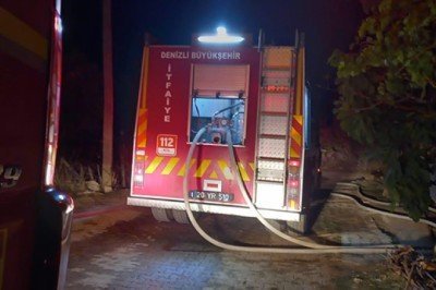 Denizli’de ev yangını: 1 kişi zehirlenerek hayatını kaybetti