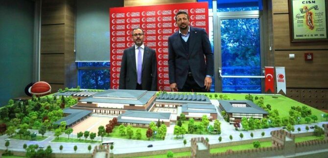 Bakan Kasapoğlu TBF Başkanı Hidayet Türkoğlu ile bir araya geldi