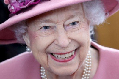 Doktorları, Kraliçe Elizabeth’e iki hafta daha dinlenmesini tavsiye etti
