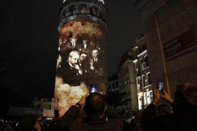 Galata Kulesi’nde Cumhuriyet Bayramı’na özel görsel şölen