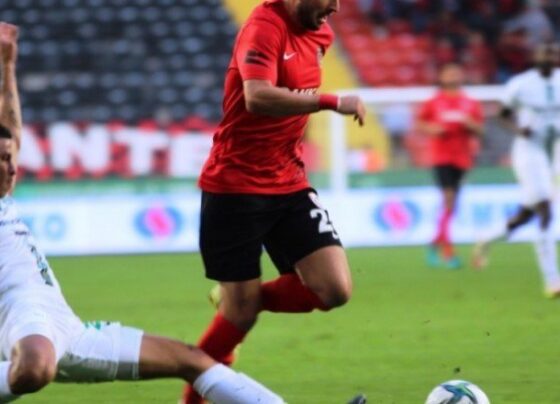 Gaziantep FK puanı 90+2’de kurtardı!