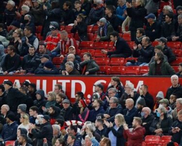 Taraftardan Manchester United’a ‘saçlarım döküldü’ davası