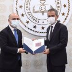 Bakan Özer, Azerbaycanlı mevkidaşı ile bir araya geldi