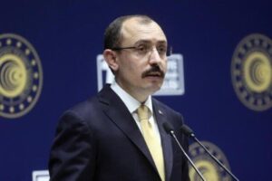 İhracatta rekor müjdesi… Bakan Muş duyurdu: En çok arttıran 3. ülke olduk
