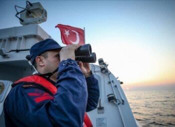 Türkiye’den Yunanistan’ın düzensiz göçmenleri geri itmesine önlem