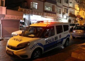 Eski eşini tabancayla vurup, sırtından bıçakladı