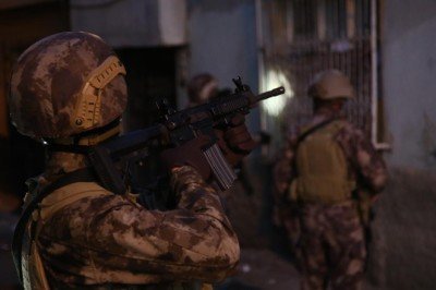 Kayseri’de DEAŞ operasyonu: 17 gözaltı