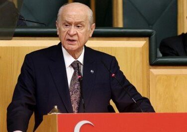 Kılıçdaroğlu’na tezkere tepkisi: Kendini yaktın partini ateşe attın