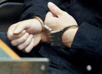 Terör örgütüne fon sağlayan şüphelilere operasyon: 18 gözaltı