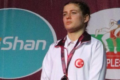Eda Tekin’den bronz madalya