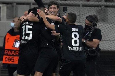 Fenerbahçe’nin grubunda Eintracht Frankfurt liderliği perçinledi