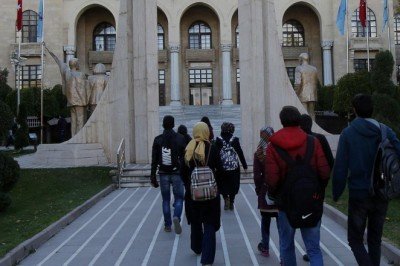 Burs ve kredi başvuruları başladı