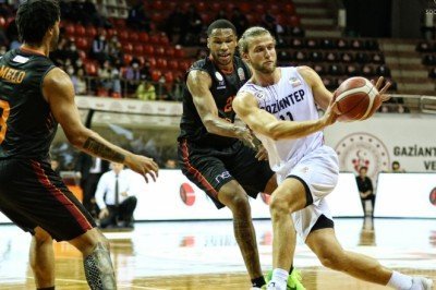 Galatasaray Nef, Gaziantep’te yıkıldı