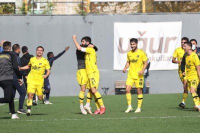 Sis nedeniyle yarıda kalan maç İstanbulspor’un