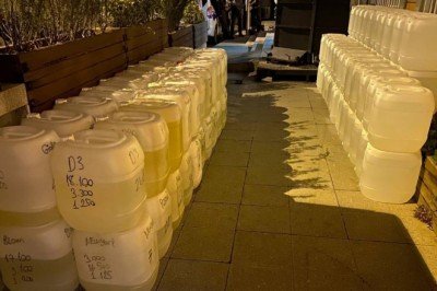 İstanbul’da kaçakçılık operasyonu: Kaçak alkol ve parfüm ele geçirildi