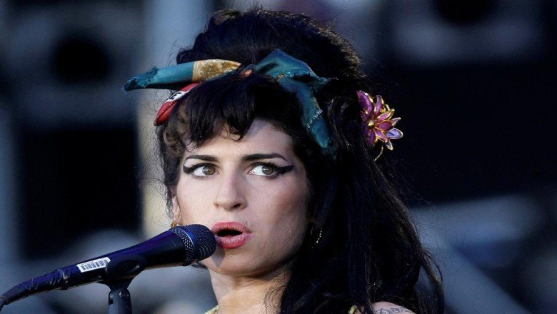 Amy Winehouse’un eşyaları bağımlılar için müzayedeye çıktı
