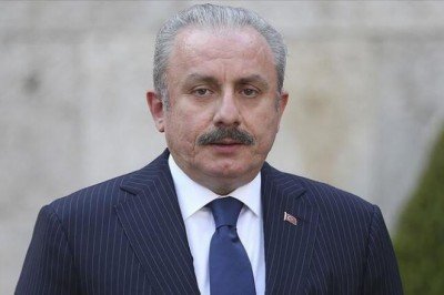 Şentop: Gençlerimiz yaşadığımız ekonomik zorlukların geçici olduğunu bilsinler