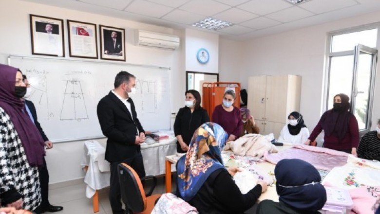 Başkan Ertuğrul Çetin'den Hanım Evi kursiyerlerine ziyaret