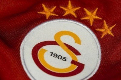 UEFA’dan Galatasaray’a seyircisiz oynama ve para cezası
