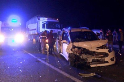 Diyarbakır’da iki araç çarpıştı: 6 yaralı