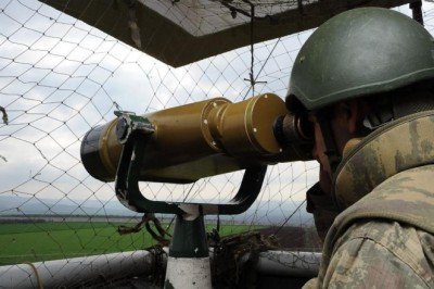 Yunanistan’a geçmeye çalışan 2 terör örgütü mensubu yakalandı