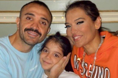 Demet Akalın’ın elbisesi olay oldu! Demet Akalın hamile mi?