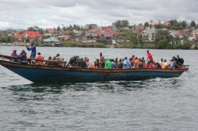 Kongo’da yolcu teknesi battı: 5 ölü, 40 kayıp