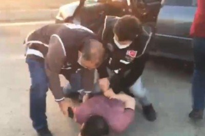 Ankara'da sahte para operasyonundan kaçan firari kalpazan yakalandı