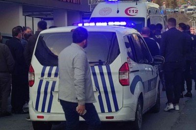 Bağcılar’da oto galerisine silahlı saldırı: 3 ölü