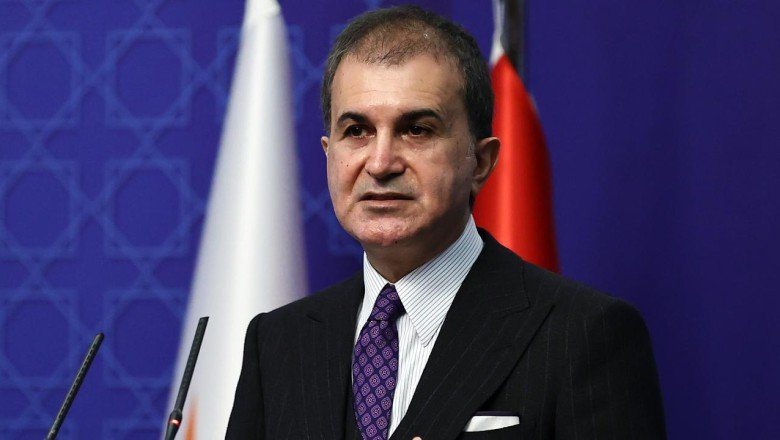 Ömer Çelik: Macron’un Rusya ve Türkiye’nin Libya’da bulunmasına yönelik açıklamaları skandaldır
